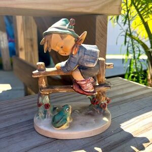 COPY - 1948 Vintage Hummel Goebel Figurine.